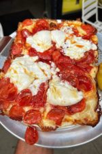 24 Best Pizza In Brooklyn Of 2022(Famous Places For Pizza)